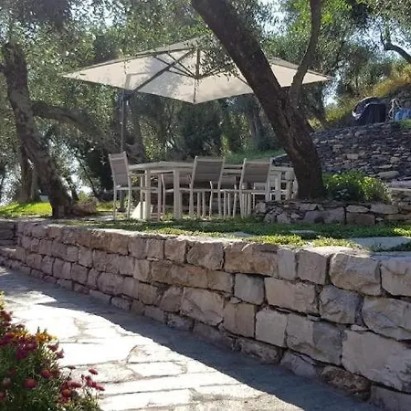 257b - Maiso - Vista Mare, Giardino E Piscina Privata A 2 Minuti Di Auto Dalle Spiagge E Mare - Parcheggio Privato Incluso