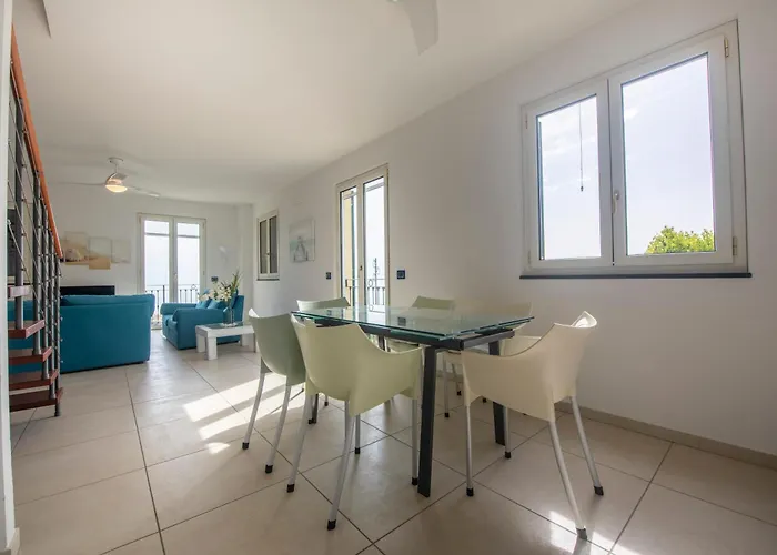 257b - Maiso - Vista Mare, Giardino E Piscina Privata A 2 Minuti Di Auto Dalle Spiagge E Mare - Parcheggio Privato Incluso Apartman Lavagna